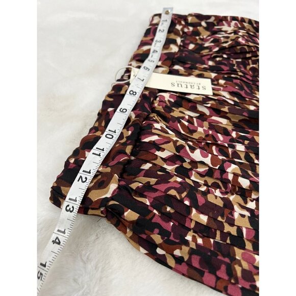 NWD Status by Chenault Size S Pleated Skirt in Wine Camo MSRP $78 - Picture 4 of 11